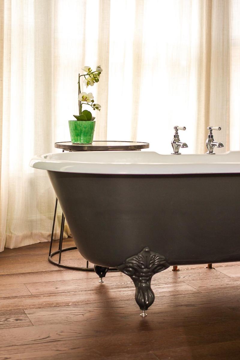 The King's Arms - Housity