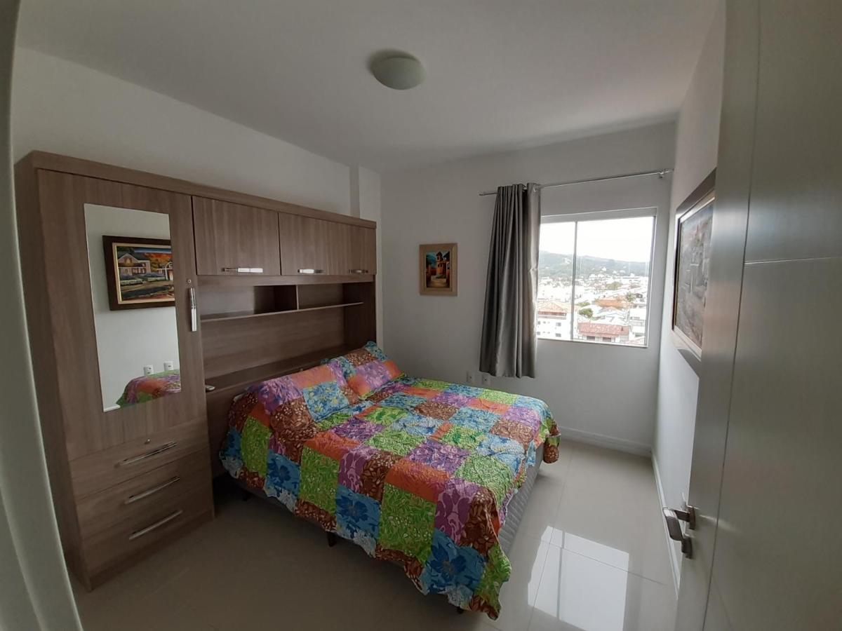 Suitetrails - Lindo apto de 3 quartos, a 150m da praia, com ar-condicionado em todos os ambientes