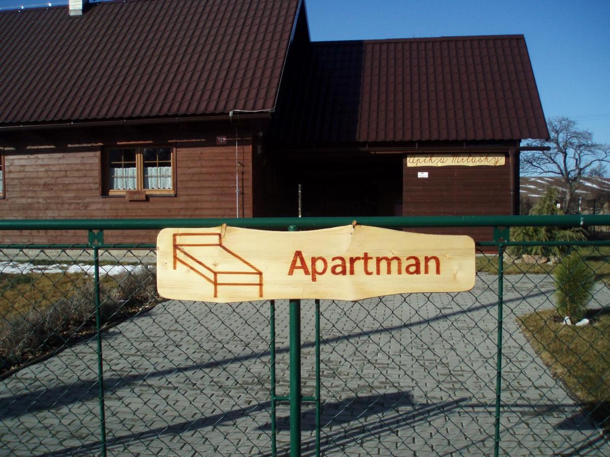 Apík u Milušky - Housity