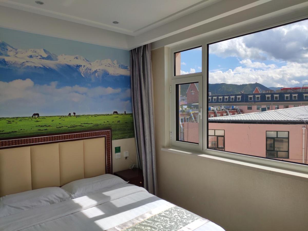 Carpool Fun Hotel Zhangjiakou Chongli - Housity