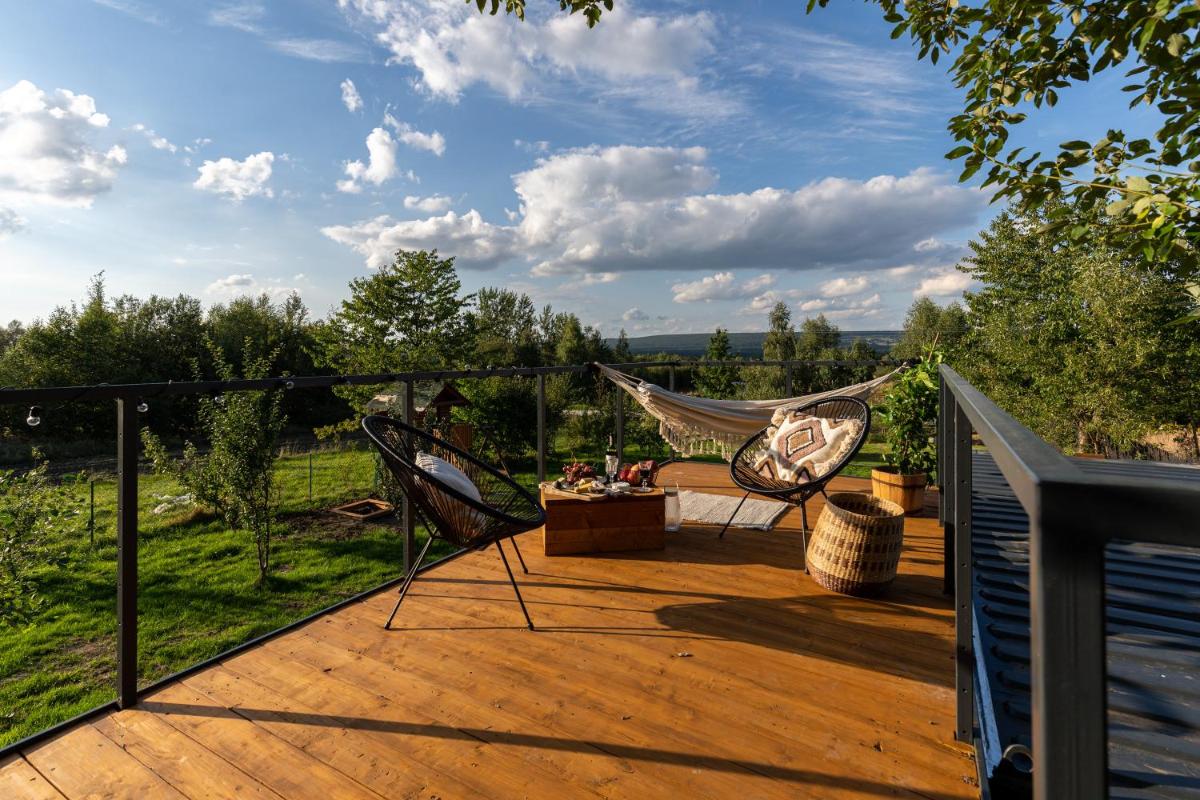 Unikatowy Domek z Kontenera Morskiego - Housity