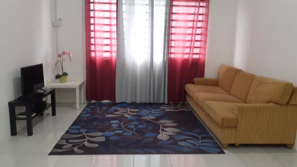 APARTMENT SUTRAVILLA - Housity