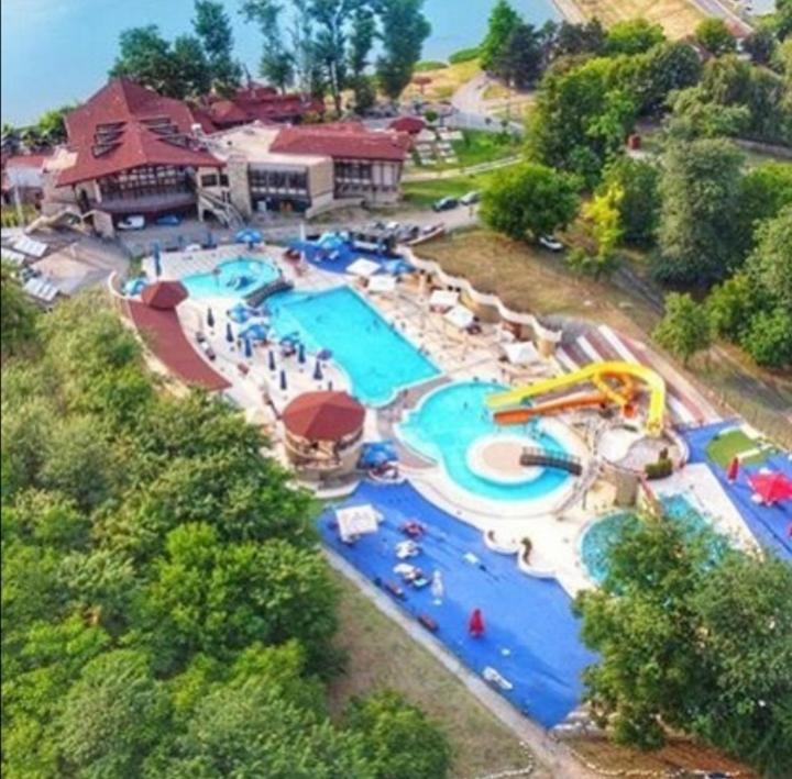 Villa Franco - Housity