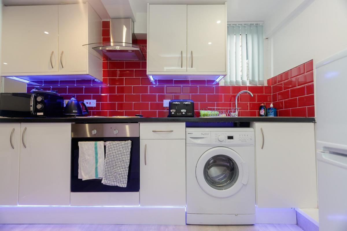 AMIRI HOUSE APARTMENTs - Housity