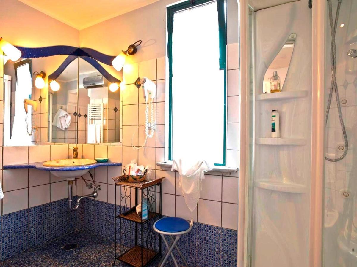 Hotel Scapolatiello - Housity