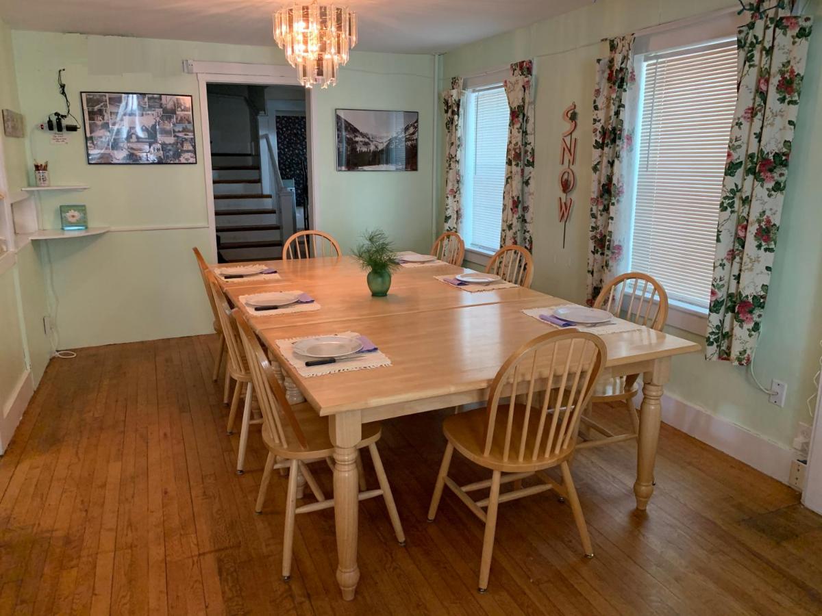 Snowchasers Lodge - Housity
