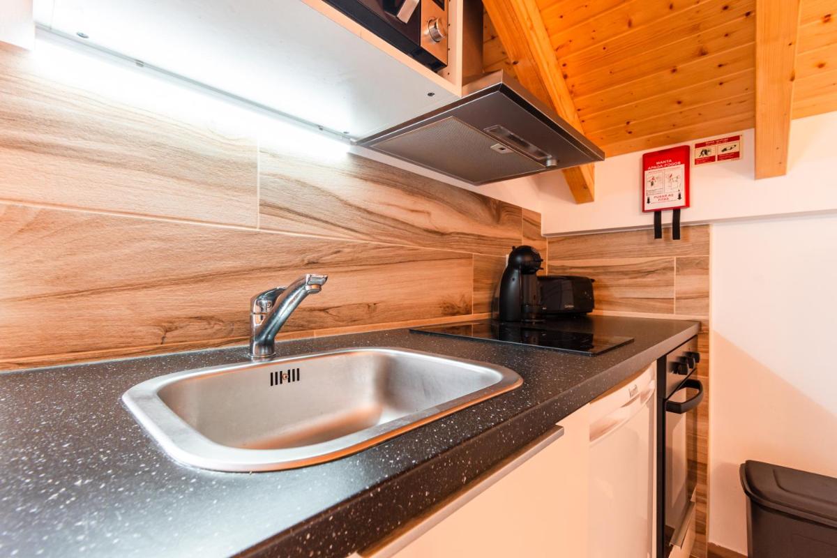Casa das Rendas by CosyCasa Praia Peniche - Housity