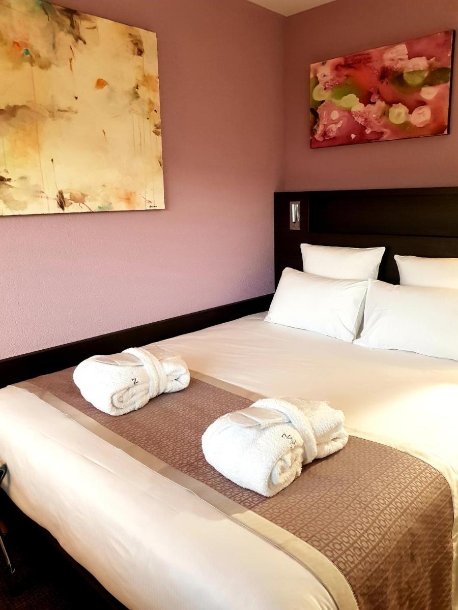 Nash Pratik Hotel - Housity