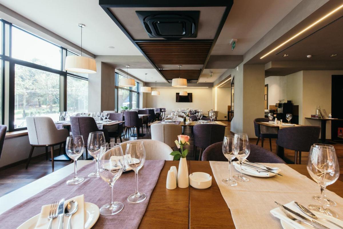 Central Point Hotel Beograd - Hizvo