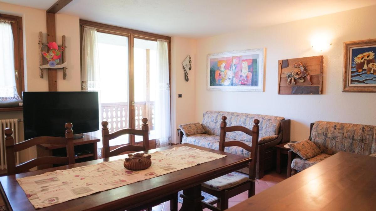SUN & SKI - Appartamento a Pila - Housity