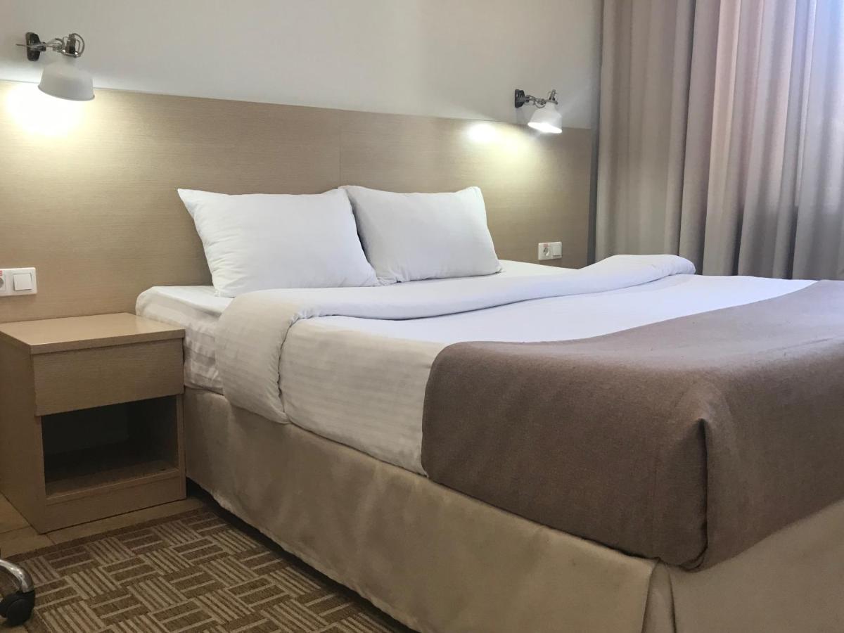 Dublin Hotel - Housity