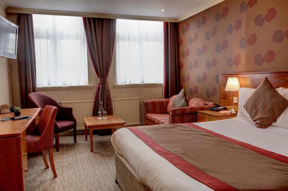 Crown & Mitre Hotel - Housity