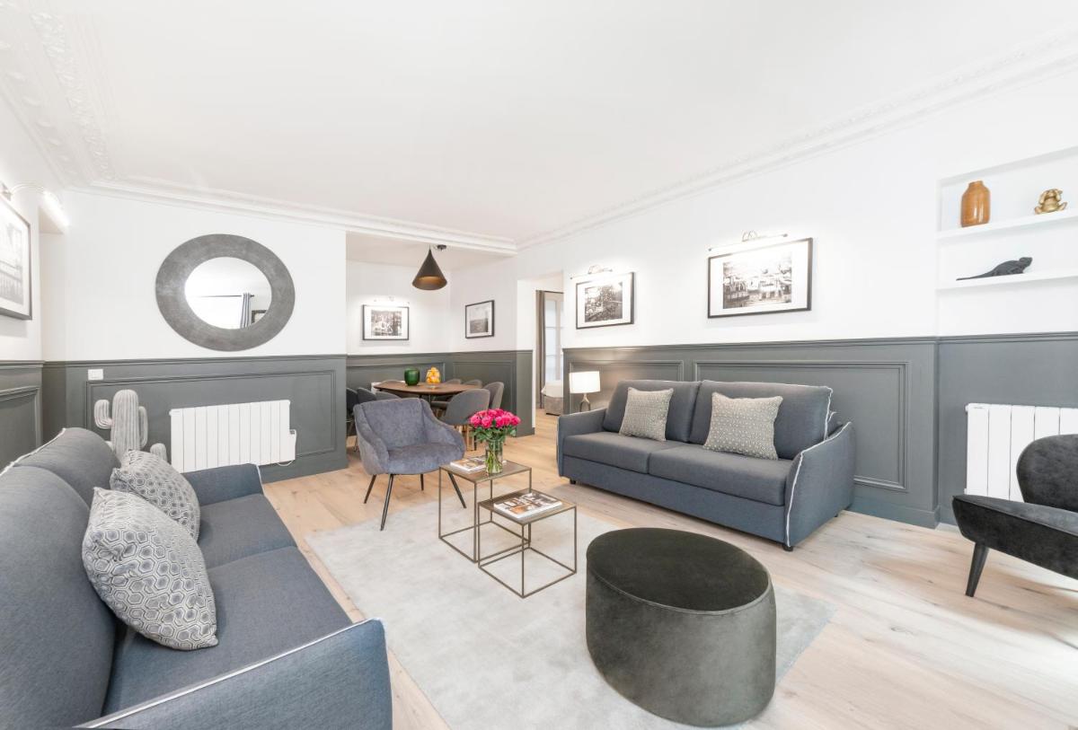 LivinParis - Luxury AC 3 Bedrooms Le Louvre III - Hizvo