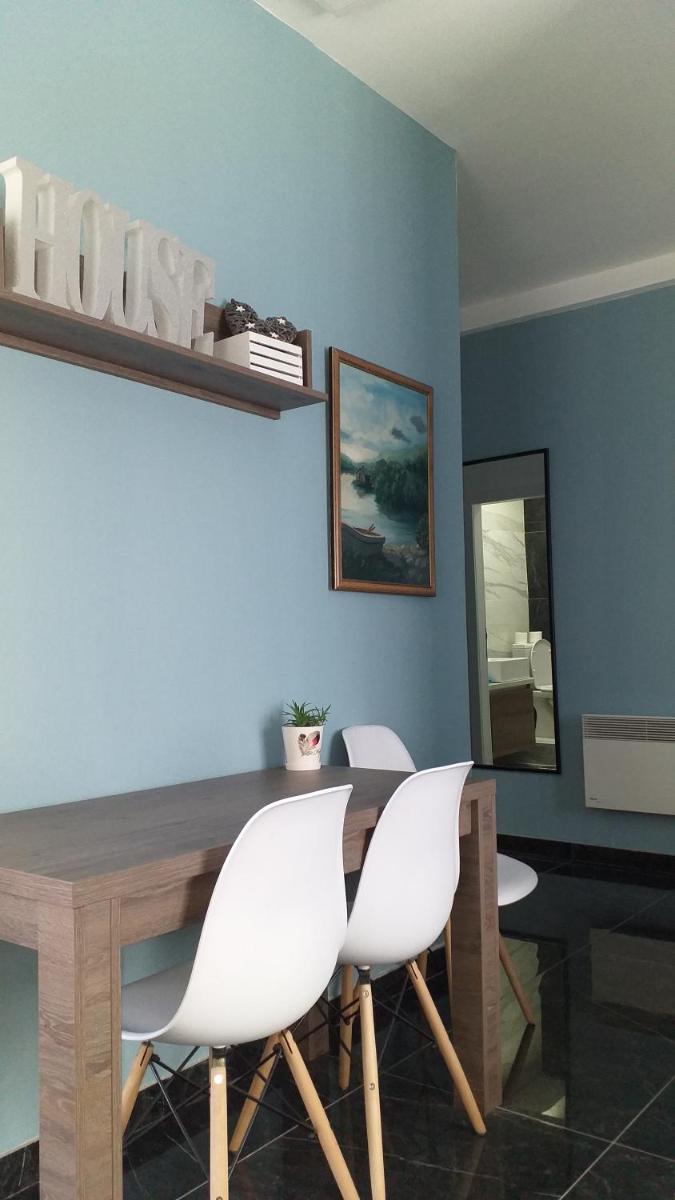 Dream House - Housity