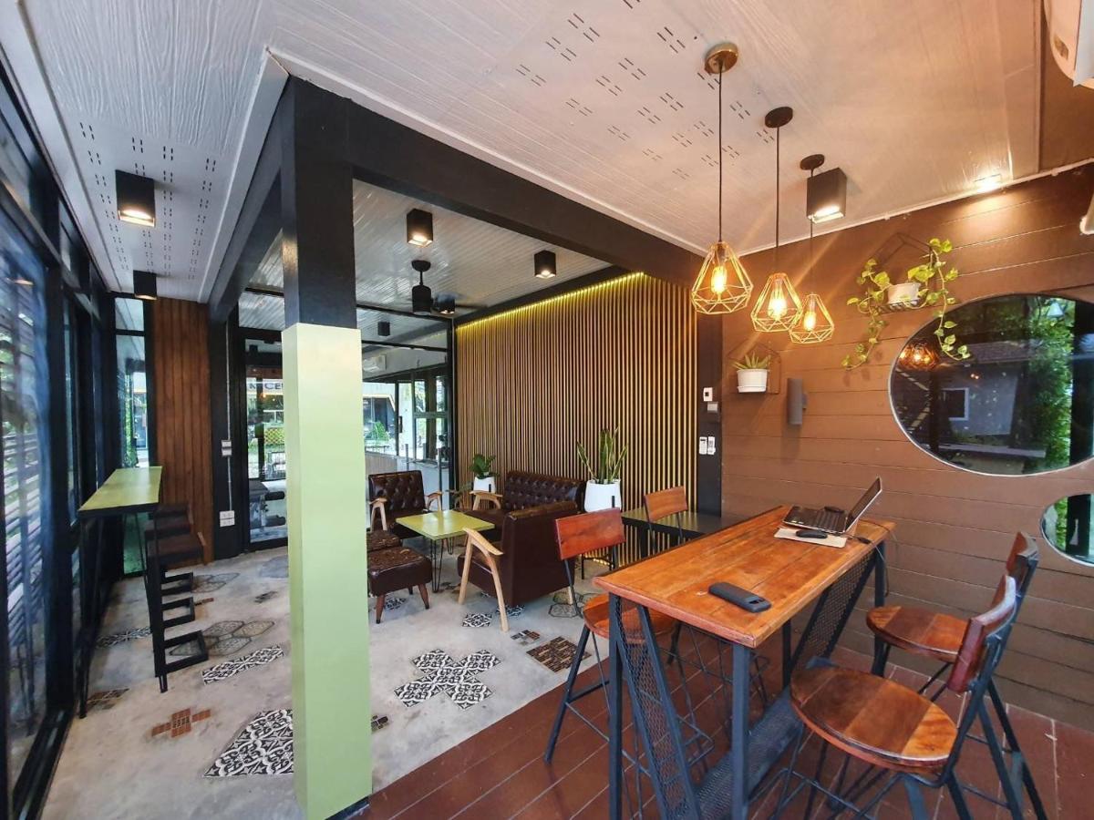 Golden House Hotel Sakaeo - Housity