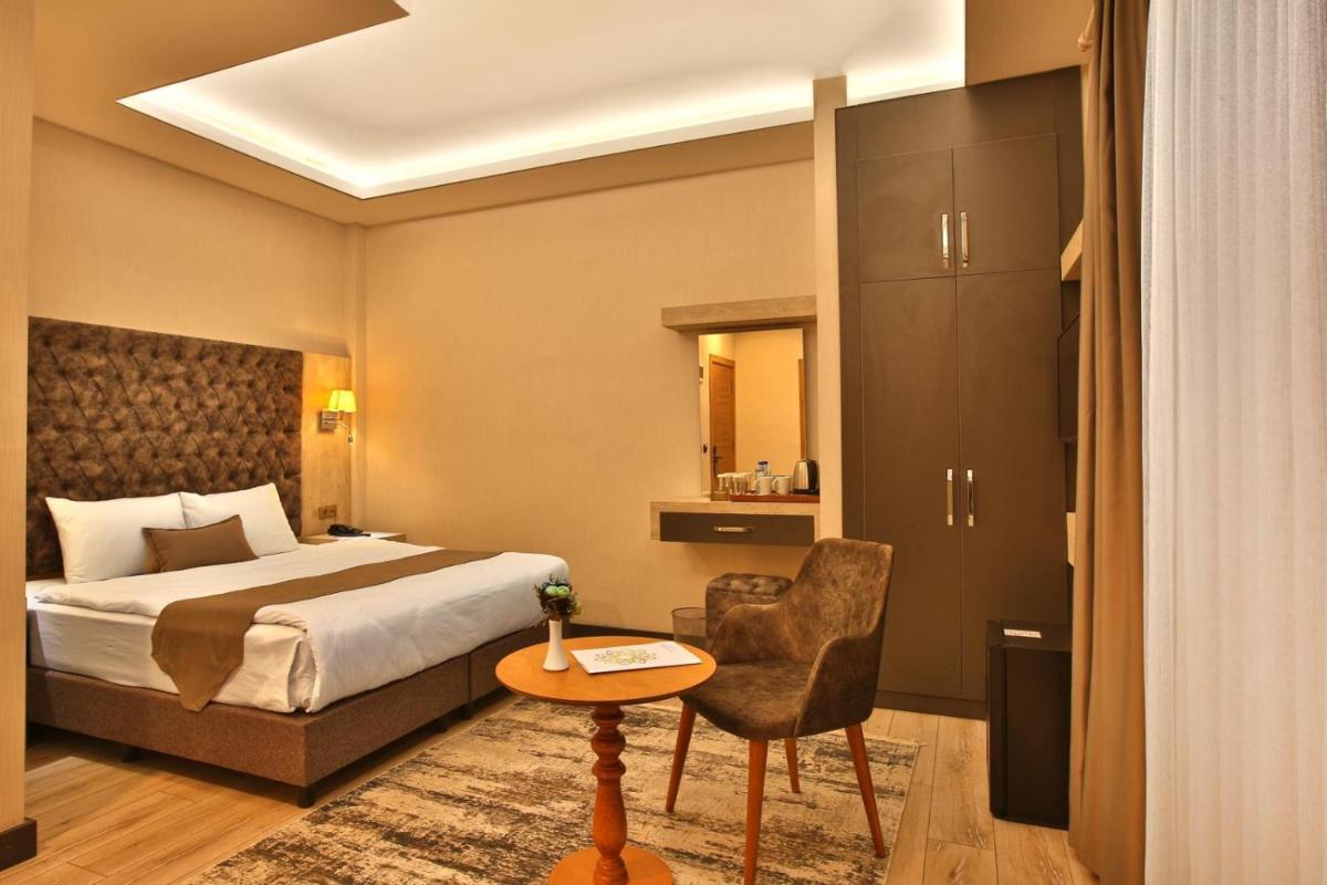 Suitetrails - MESOPOTAMIA GARDEN HOTEL