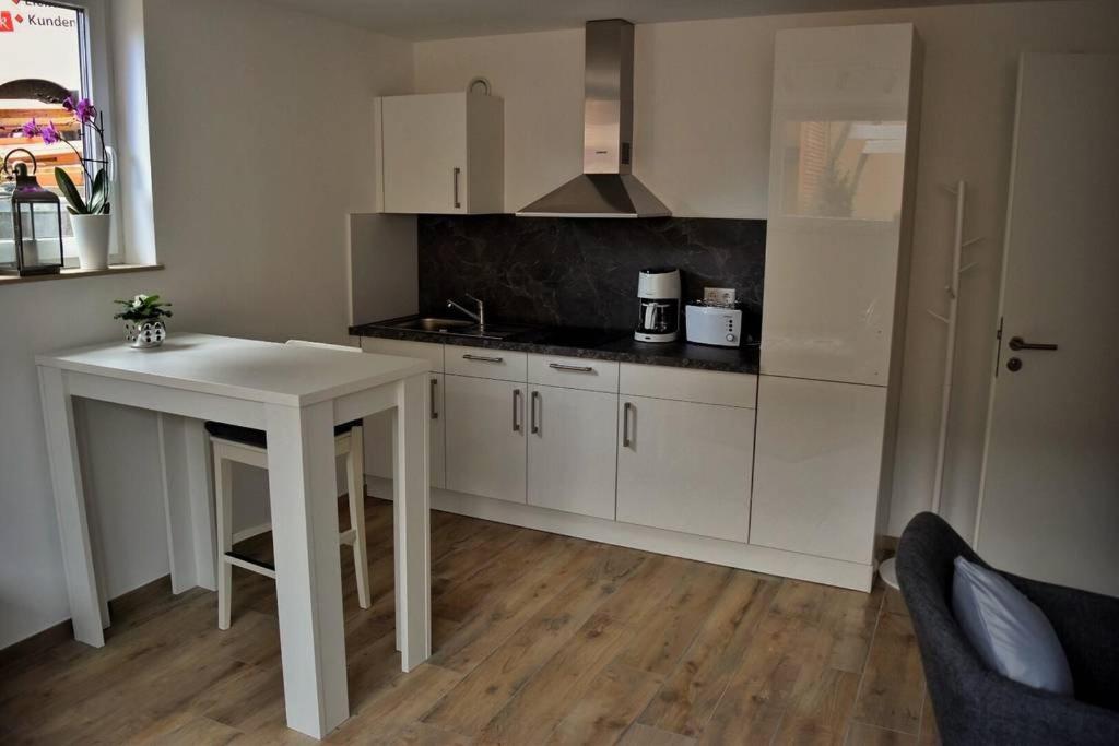 Ferienwohnungen Lamisto am Waldesrand - Housity