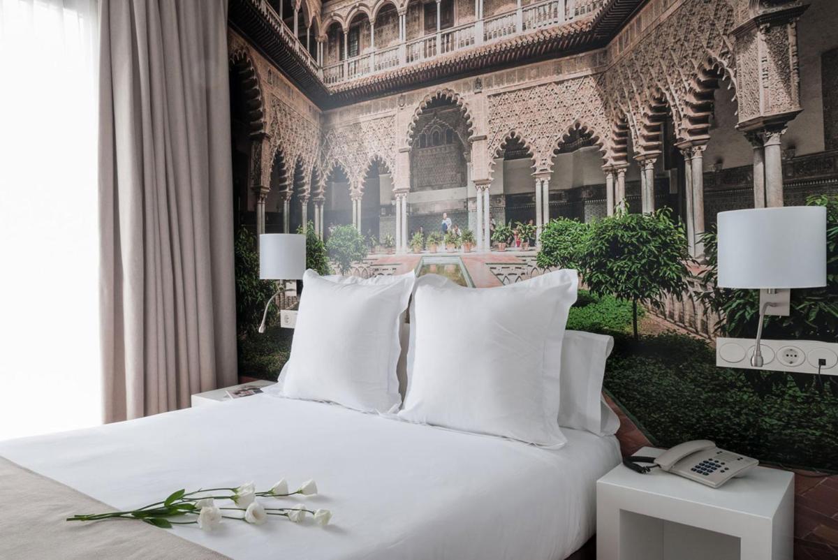 Hotel Alcázar - Housity