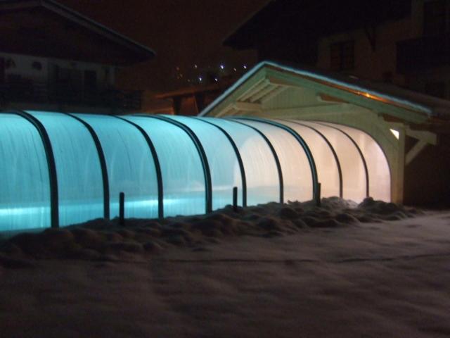 Piscine de l'établissement Alpen Roc ou située à proximité