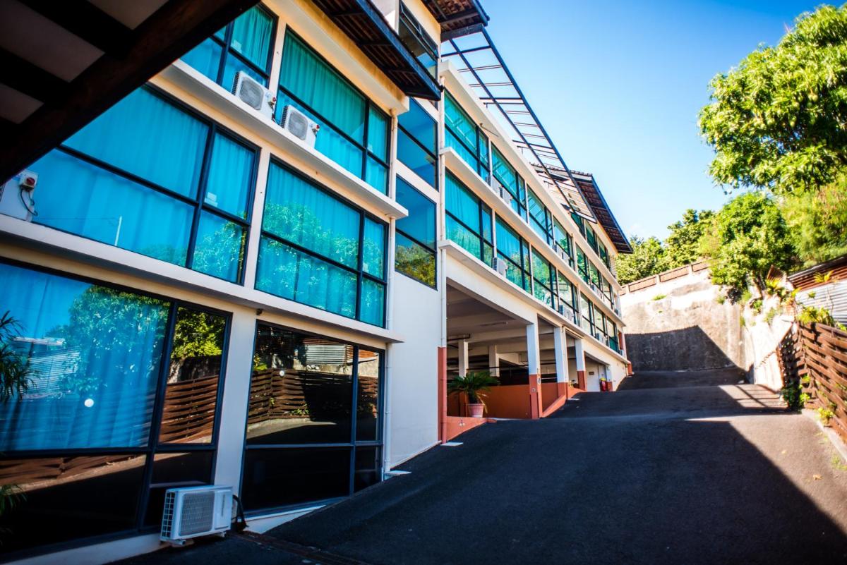 Tahiti Airport Motel - Housity