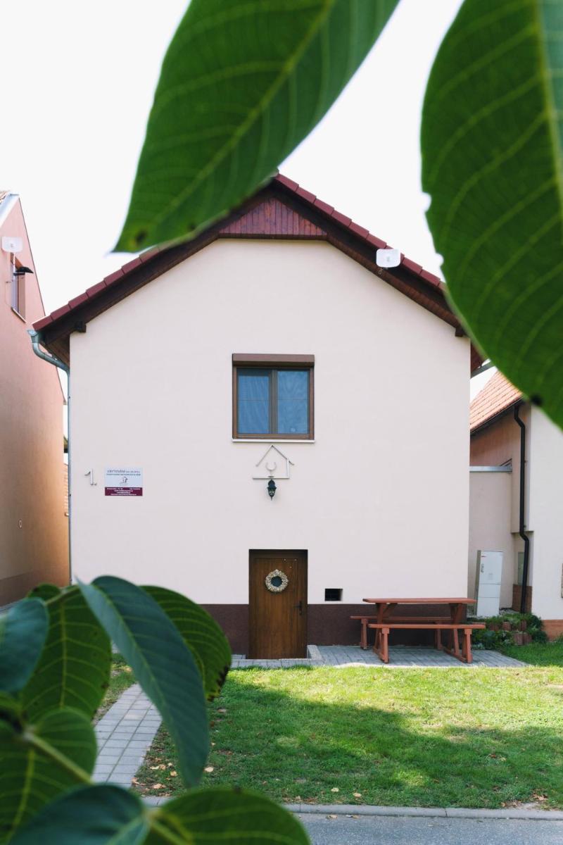 Ubytování Na Sklípku - Housity