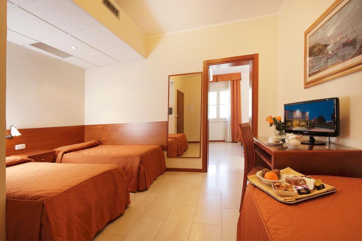 Hotel Michelangelo - Housity