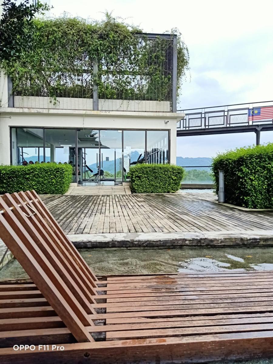 Suitetrails - Urban 360 Teratak Rara Homestay