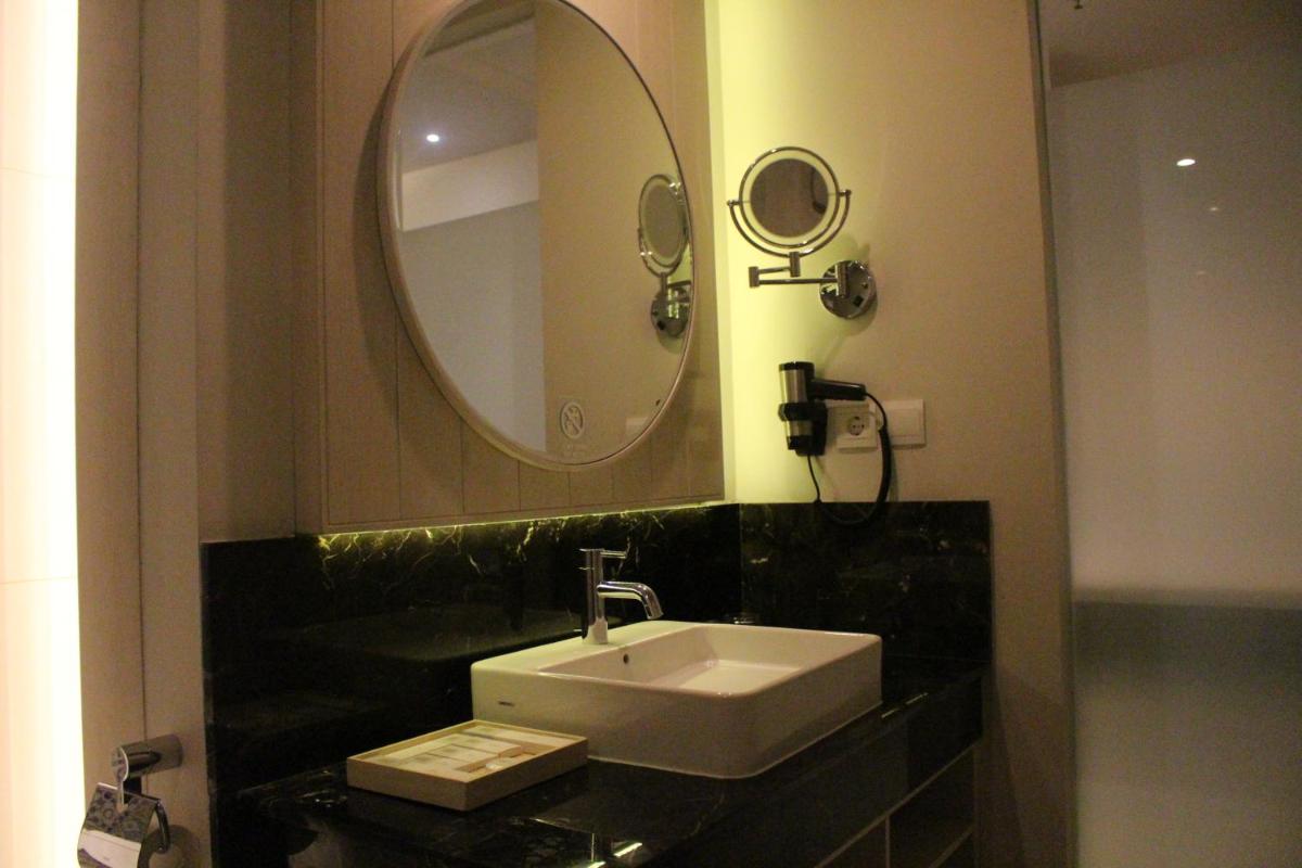 Swiss-Belinn Cikarang - Housity