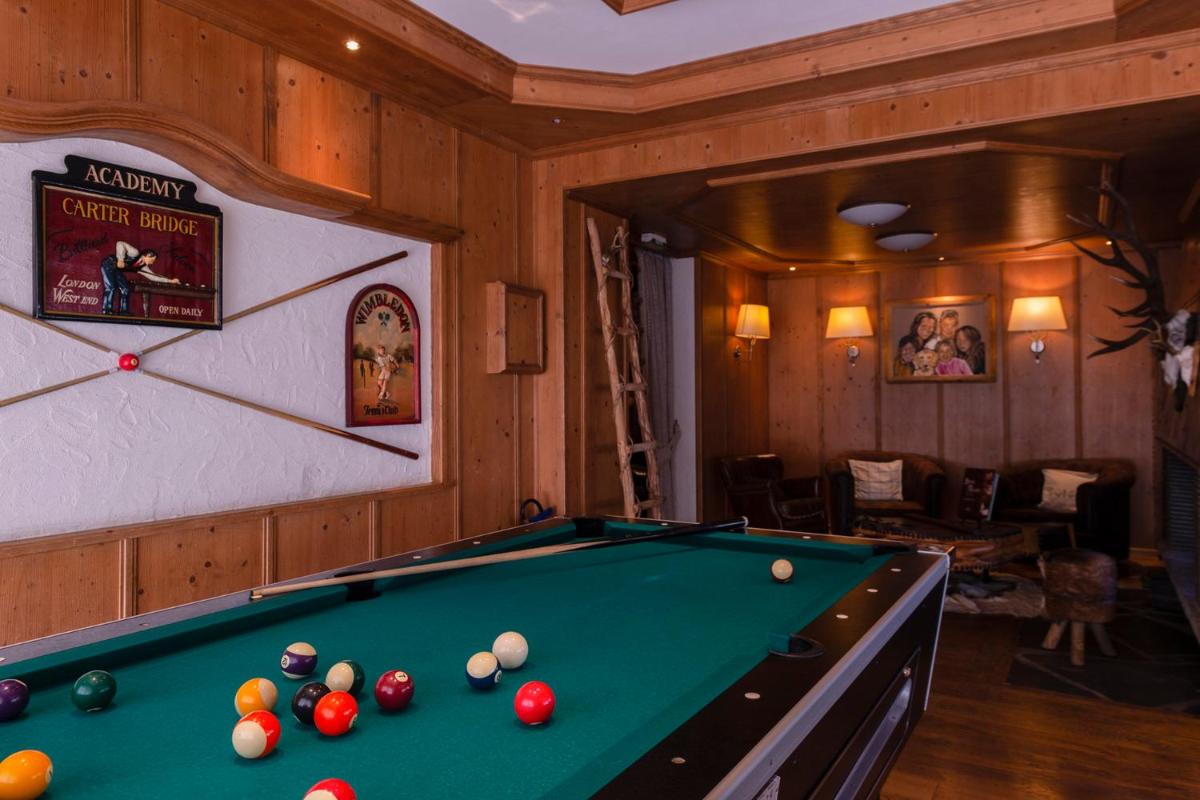 Billard dans l'établissement Hôtel Macchi Restaurant & Spa