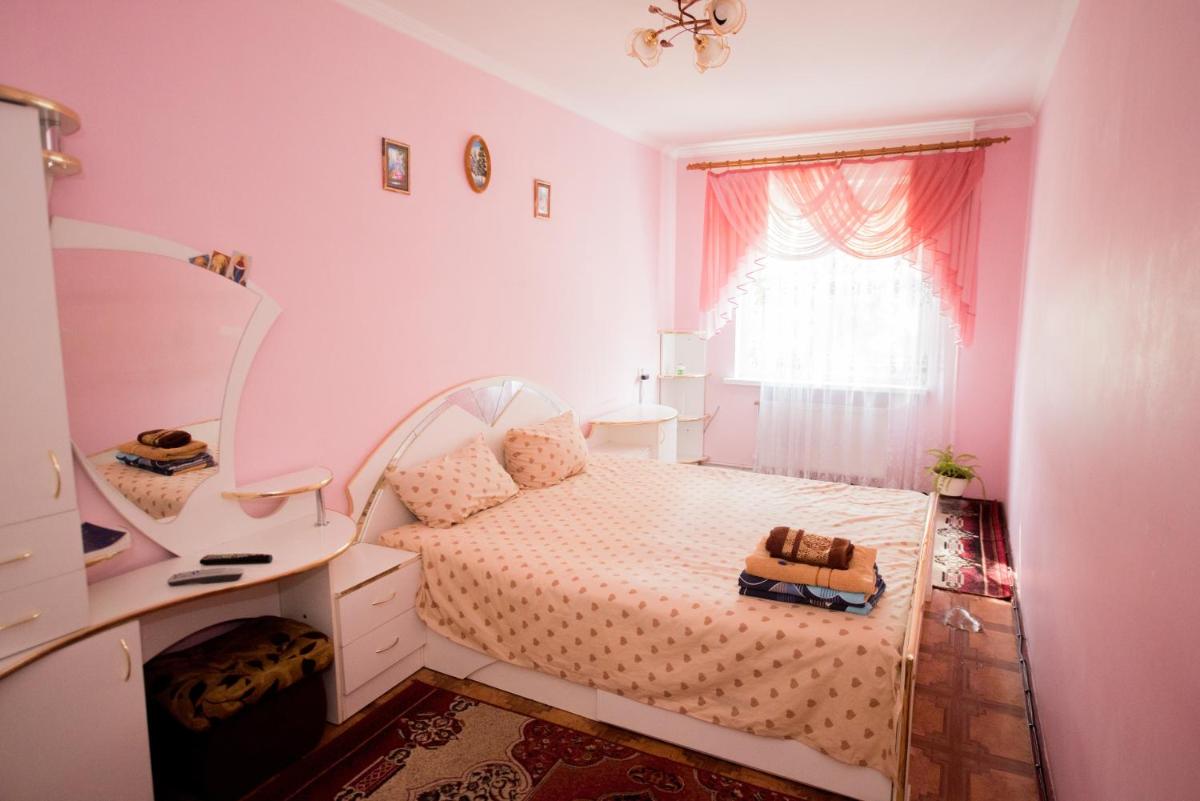 Затишна 2 кімнатна квартира, Тролейбусна - Housity