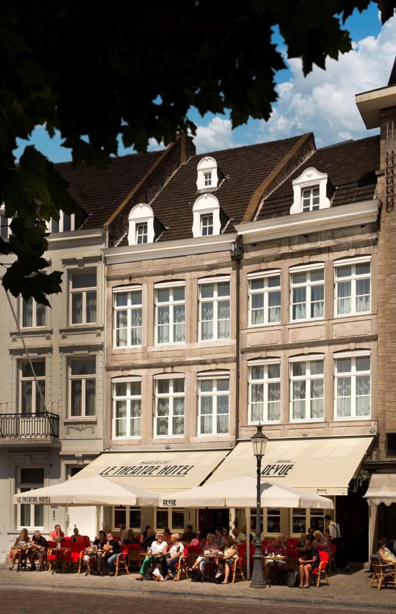 Le Theatre - Housity
