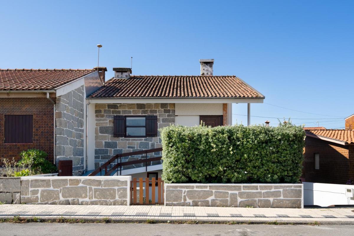 Beach Shell House - Housity