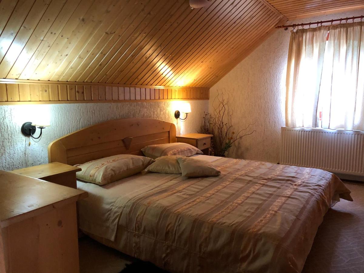 Casa de Piatra - Housity