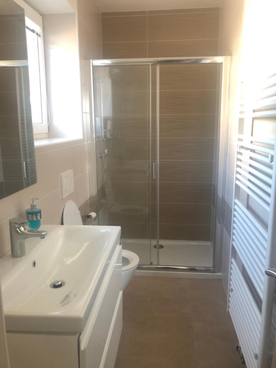 Apartmány U Stadionu - Housity
