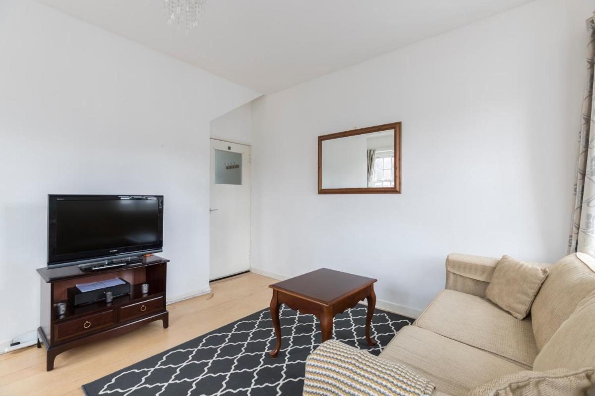 2BR Westminster Flat Close To Buckingham Palace - Housity
