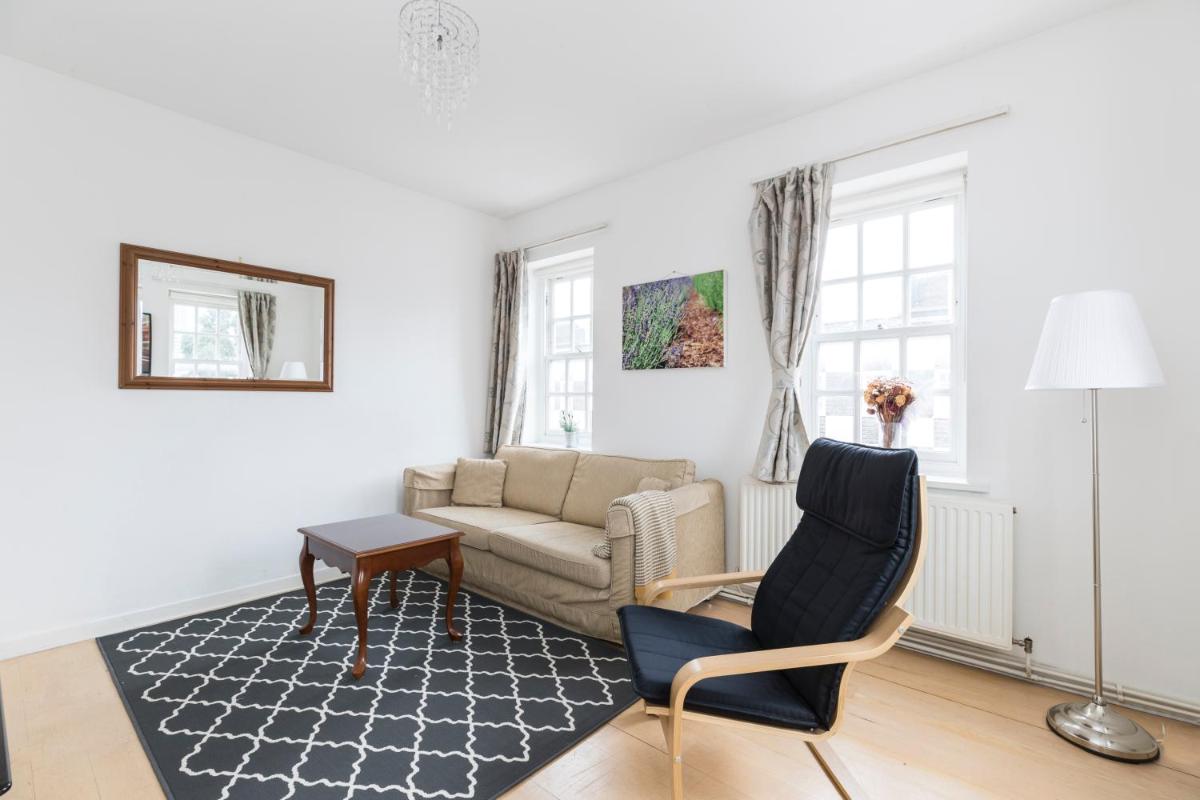 2BR Westminster Flat Close To Buckingham Palace - Housity