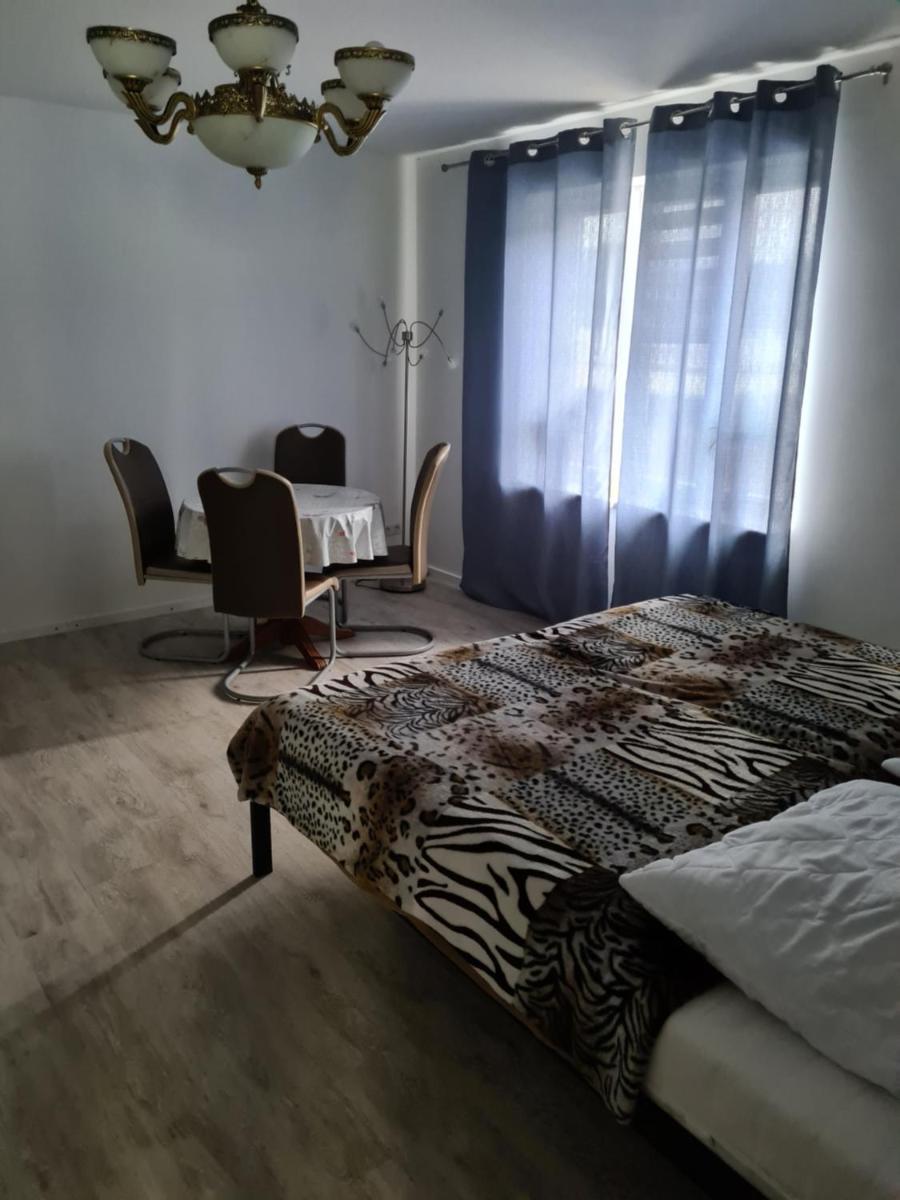 Flieder - Housity