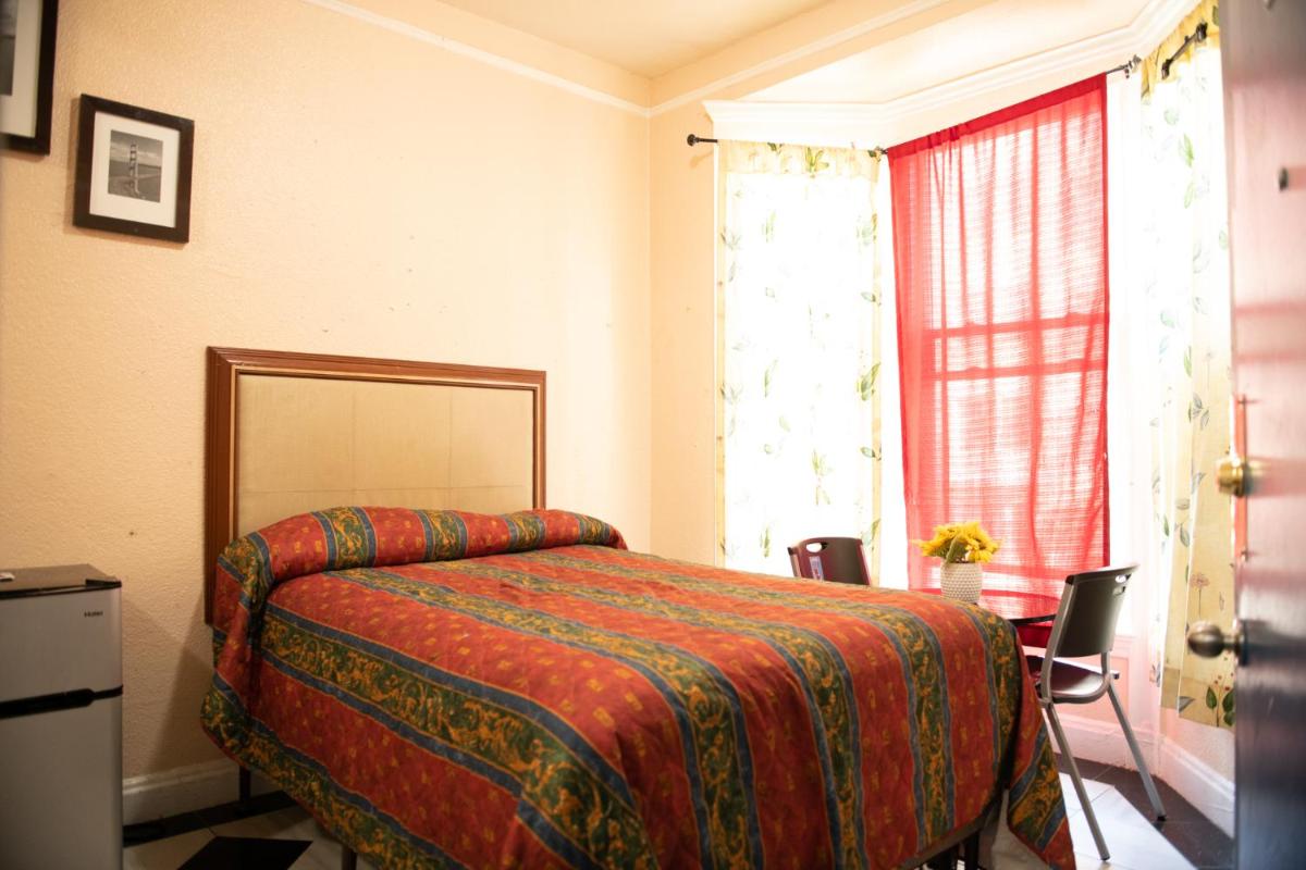 Western Hotel - Housity