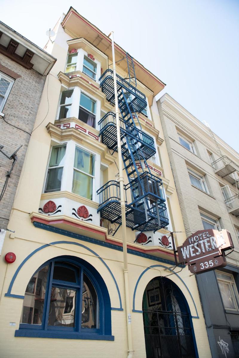 Western Hotel - Housity