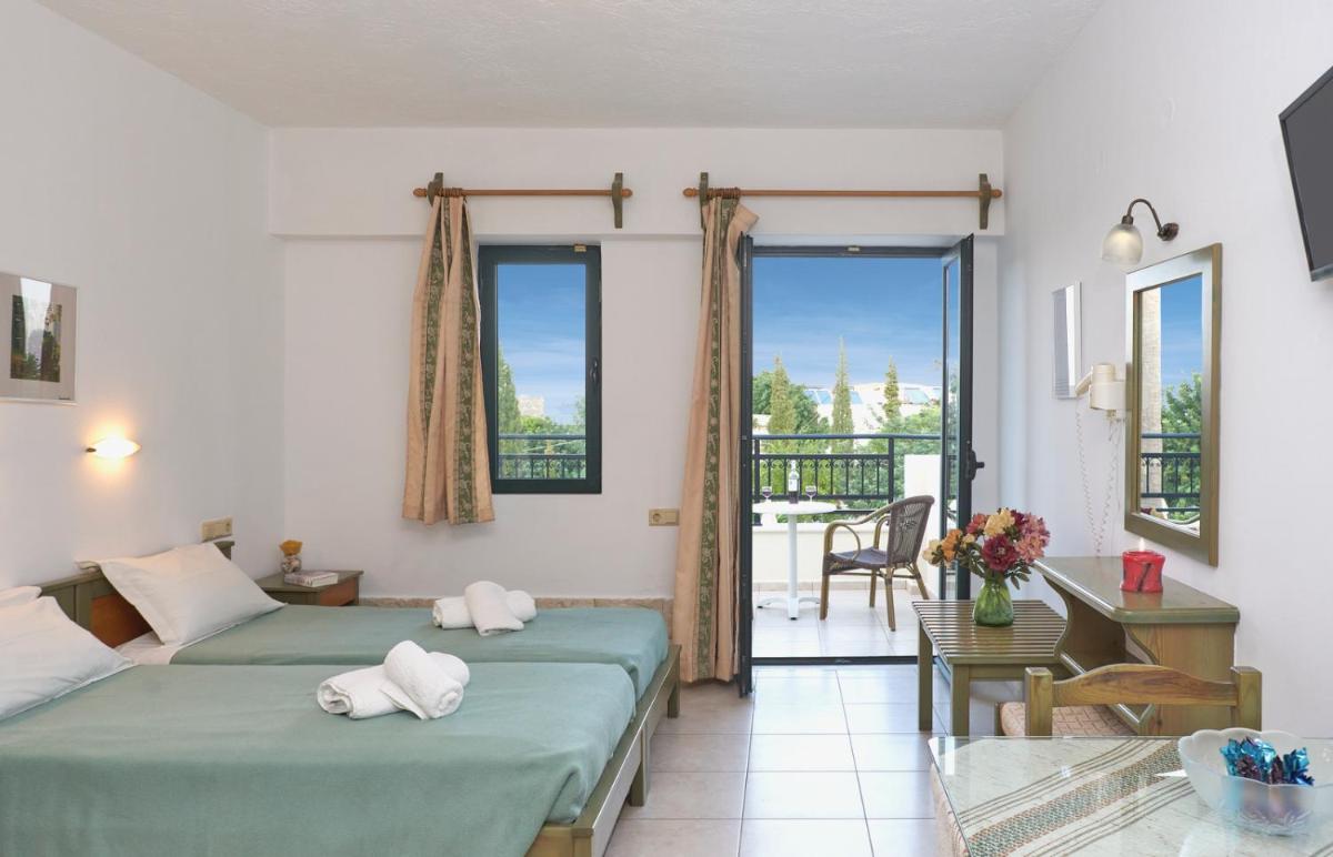 Dionysos Apartments & Studios - Housity