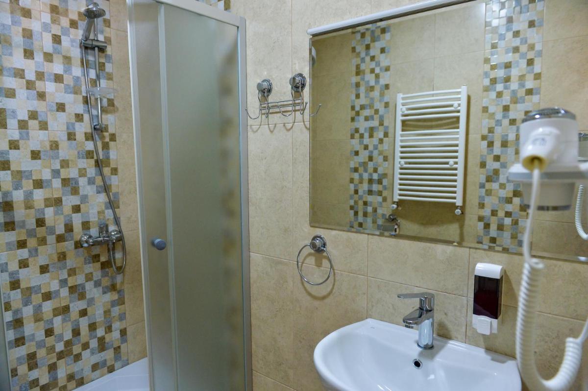 Happy Stay Hotel - Housity