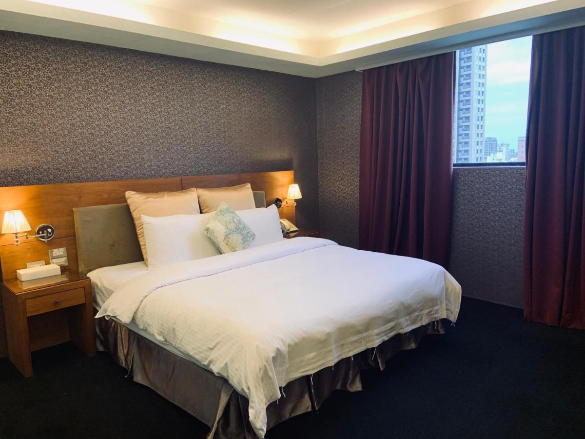 H.M.Hotel - Housity