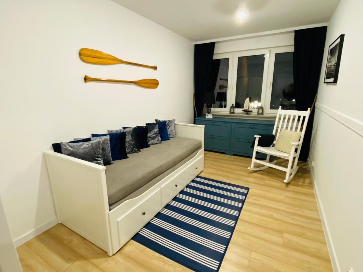 Marina Apartament - Housity