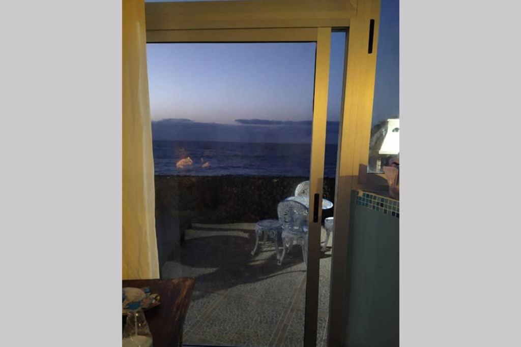 Romantic Tenerife - Housity