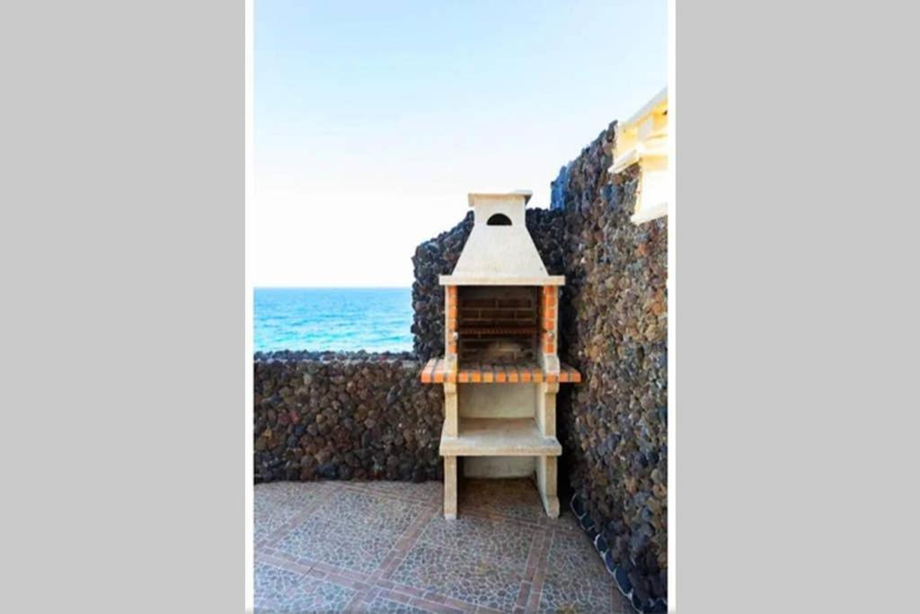 Romantic Tenerife - Housity