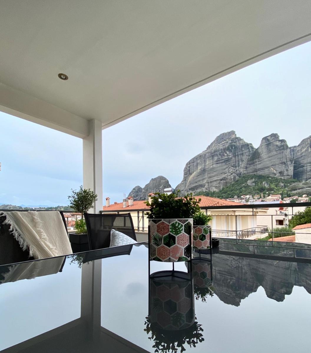 Meteora 360 Apartment by Meteora Residencies - Housity