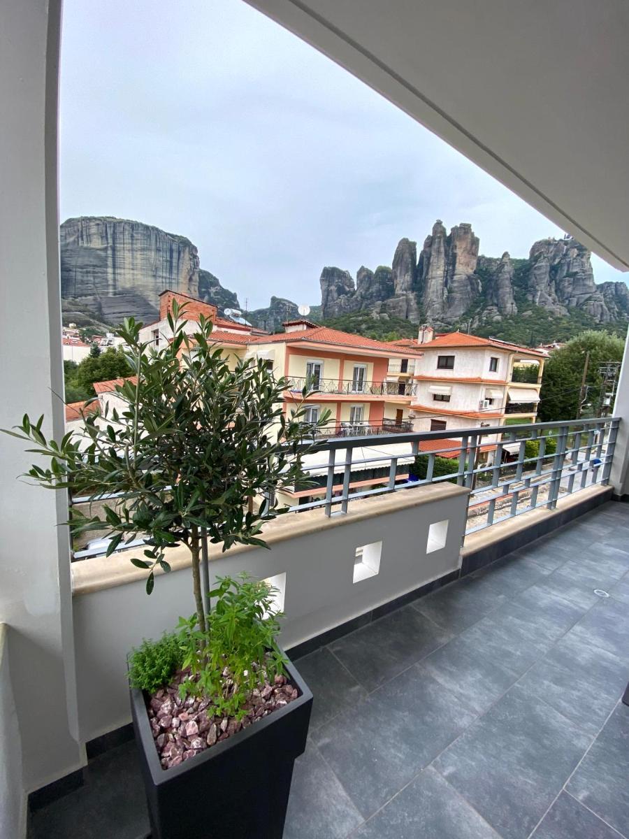 Meteora 360 Apartment by Meteora Residencies - Housity