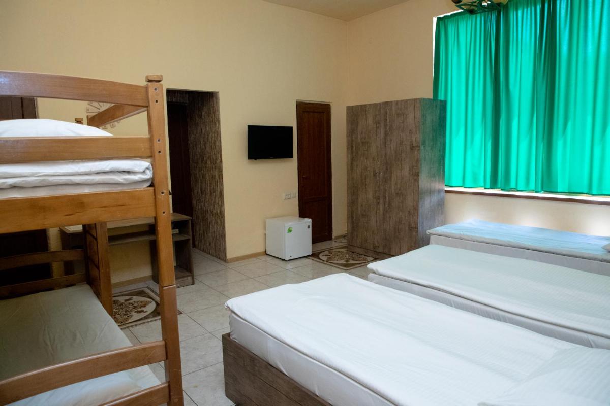 Primavera Hotel - Housity