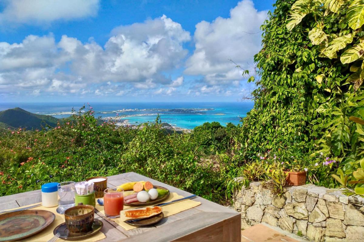 The Paradise Peak Adults only - Housity