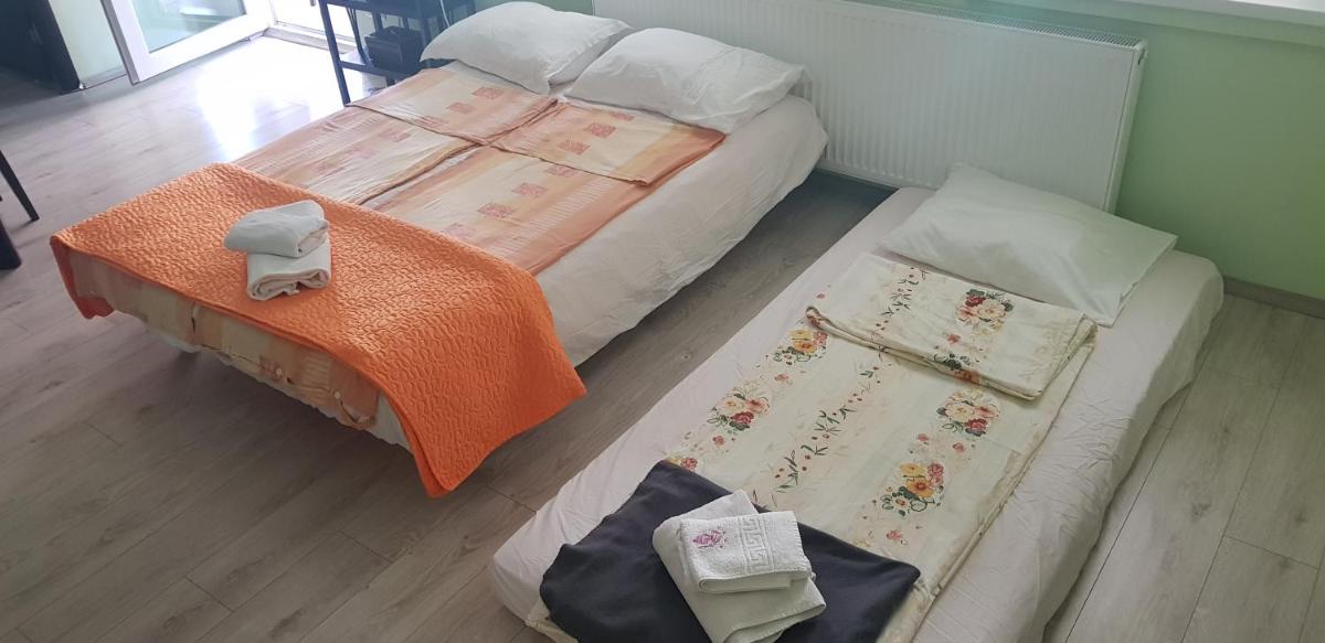 Anca's Guest House - Housity